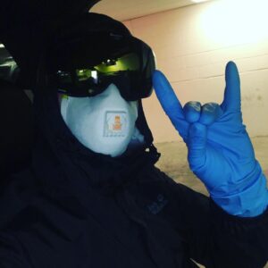 Alper Çağlar Instagram - İyiyim, yurtdışındayım, İlk Göktürk hazırlıkları tam gaz devam— yemek alışverişine çıkıyorum, hakkınızı helal edin.