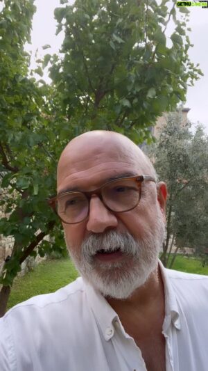 Altan Gördüm Instagram - Foça’da,bahçede…