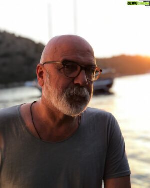 Altan Gördüm Instagram - “Bende tarçın,sende ıhlamur kokusu…” foto by @ibrahimakoz