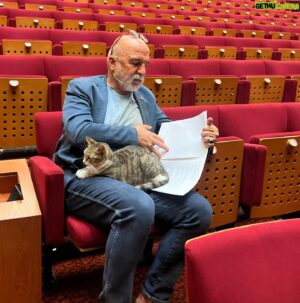 Altan Gördüm Instagram - Oysa ben prova yapıyordum…”Sen buraya nirdeng geldin?”