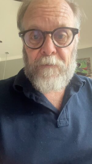 Alton Brown Instagram - Just an update and THANK YOU for getting me so close to 900k followers.