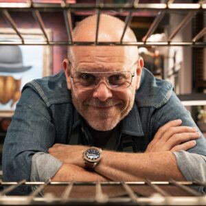 Alton Brown Instagram - How about getting Dad something he can actually use for Father's Day?
On June 1 & 2 you safe 20% off personalized and autographed copies of Good Eats 4 using code: DADCOOKS20. 

#fathersdaygift #linkinbio #altonbrownapproved #GoodEats4 @tavateyewear @oris @grownandsewn