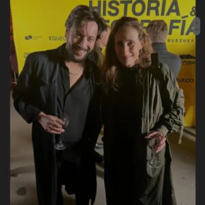 Alvaro Santi Instagram - Anoche estuvimos con @soymonsejerez en la avant premiere de @historiaygeografiafilm  @matucana100 

Vayan a verla..recomendada!

@mundo_peliculas
