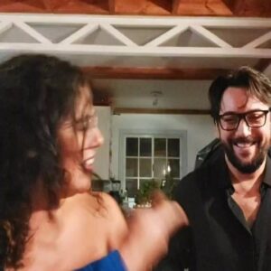 Alvaro Santi Instagram - PROGRAMA"HECHIZADOS"
CAPÍTULO 5
LUNES 13 MAYO

ESTA ES LA SEGUNDA PARTE DE ESTE CAPÍTULO, LA PRIMERA LA ENCUENTRAN EN EL PERFIL DE MONSE : @soymonsejerez