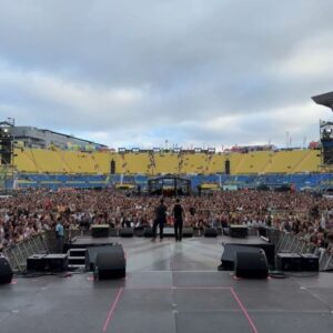 Álvaro de Luna Instagram - @grancalivefest @weekendbeachfestival 
Recuperándonos de la resaca emocional 🤧✨🫂❤️‍🔥