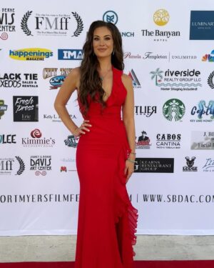 Aly Mang Instagram - 🎞️ An honor & joy to share our film, “The Beginning” @fortmyersfilmfestival ✨ 

Some snaps from the opening night red carpet… 
🚪Meet “Adam & Eve”🍎@thebeginning_shortfilm 🐍

• Thank you💄 @jaz.mua & 💁🏻‍♀️ @angelanicolemua •