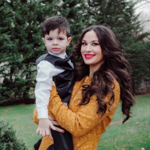 Aly Mang Instagram - 💛All I wanted for my Birthday could fit in my arms this year (with a touch of sparkle)… 

🙏🏼Thank you so much for the Birthday wishes!! Sending lots of love and virtual hugs right back!! 🙌🏻🙌🏻

🎂 Bday Part I • #Jan19

#ThomasJeffreyMang ✨ #2YearsOld
#ViviRoseMang ✨ #3MonthsOld