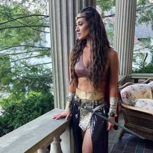 Aly Mang Instagram - 👑 M E E T 🦉A T H E N A ⚔️ 

…Restoring JUSTICE to the Universe ✨ 

📸 Thanks for the snap @chrismannsr