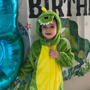 Aly Mang Instagram - 🦖 My baby is ROOARING into THREE! 🥳

🎂 Happy Birthday to our Thomas-O-Saurus.. Our shining light! We love you more than words! 🦕✨

(PS. Yes that’s still a McQueen in his hand… a “blue”one — never without his best pal! 😂)

#ThomasJeffreyMang #YouWillAlwaysBeMyBaby