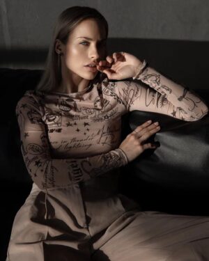 Alyona Savastova Instagram - Photo @yarovoypro 🖤🖤