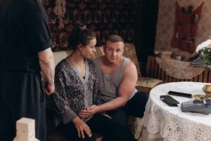 Alyona Savastova Instagram - Съемки нового 4-го сезона сериала «ПАТРИОТ» 

@sava_1507 
@dmitriy_zhuravlev_ 
@amediastudio 
@amediaproduction