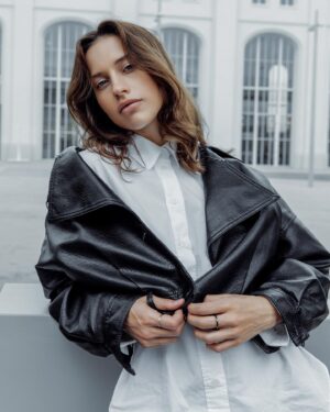 Alyona Savastova Instagram - Моя дорогая @pershina.s спасибо тебе 📸🖤🤍🖤