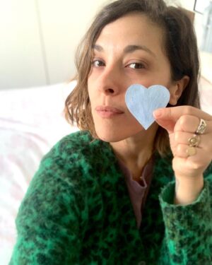 Alysson Paradis Instagram - Journée mondiale de sensibilisation à l’autisme @association_ninoo
💙 love is the message 💙
#solidarite 
#ensemble