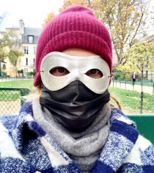 Alysson Paradis Instagram - Jour férié en 2020...
