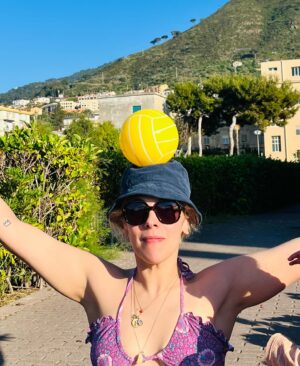 Alysson Paradis Instagram - ☀️Sicile&Acrobatie☀️