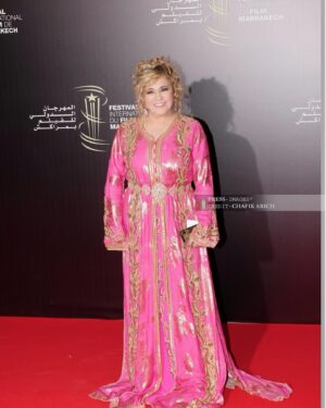 Amale Temmar Instagram - لكل الناس الطيبين.All beloved people
Tenues : @negafa_lart_de_la_mariee 
Coiffure : @maison_hazzat