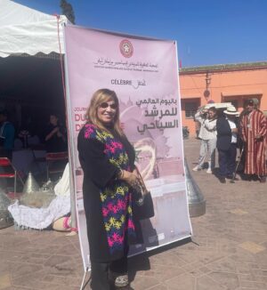 Amale Temmar Instagram - مرشدة سياحية و افتخر كما أوصاني جلالة الملك الحسن الثاني طيب الله ثراه ان اكون سفيرة لبلادي في بلادي/صور بمناسبة اليوم العالمي للمرشد السياحي من تنظيم الجمعية الجهوية بمراكش  وكذلك احتفال بفن الملحون و زيارة لمنطقة أمليل الجميلة مع زملاءي الاعزاء/ اكتشفوا بلادكم الجميلة و مرحبا بجميع الزوار