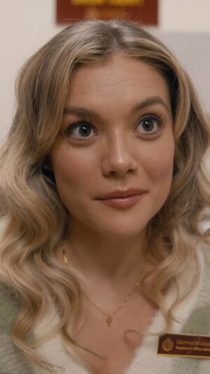 Amalia Williamson Instagram - Gemma   Bria = BFF4L? 👩🏼‍🤝‍👩🏾

Meet Gemma! Played by Amalia Williamson! 🤩
BRIA MACK GETS A LIFE is now streaming on @cravecanada !