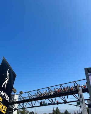 Amanda Wyss Instagram - A powerful day at Universal. It was packed. We took over the street in front of the studio. (As they’ve  blocked off the sidewalk) Many labor unions coming together. In support. #strongertogether @sagaftra  @wgawest @iatse @liuna_local724 @teamsters #laborunions #unionstrong #fairpay #residuals 
My picket partner @itskaricoleman 💪🏻