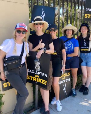 Amanda Wyss Instagram - I’ve run into some old  friends  on the picket line. I’ve met many wonderful actors and writers. It makes me so emotional… picketing. Everyone together in the same fight. Supporting each other. Hopeful and strong during this momentous time. Also, a big shout out to the awesome  horn honkers. Keep it coming! @lordyitslisa @kittyswink #mikemcshane #barbaracrampton #mindymorgenstern @sagaftra #unionstrong #labor  #journeymanactor  #fairpay #actorsnotAI #payyouractors #payyourwriters #livingwage #healthcare