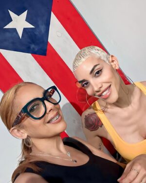 Amar Sotomayor Instagram - Nada como una hermosa tarde en casa, en mi Viejo San Juan, Namaste y TE CALLAS!!! 🇵🇷🩵🌺 #amarsotomayor #actriz #model #modelo #singer #transgender #transgenero #trans #transexual #mtf #transwoman #transmodels #transactress #puertorican #puertorico #lgbtq #pride #blondehair #boricua #losangeles #california #fashion #love #tattoo #viejosanjuan #oldsanjuan #home  #navidad #christmas #theresnoplacelikehome