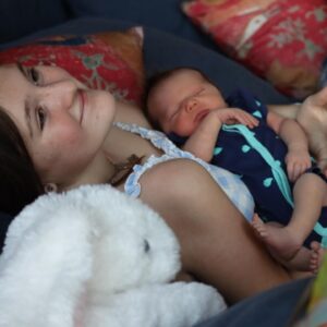 Amaryllis Fox Instagram - Our hearts are overflowing. Our family is complete.❤️
.
Cassius Watts Thoreau Kennedy, born the 30th of Aug at 1:28pm
.
We named him Cassius for the great Muhammad Ali, who sacrificed millions, relinquished his titles and went to prison, rather than participating in an unjust war. Thoreau, for Henry David Thoreau, who chose jail over the support of slavery. And Watts, for Alan Watts, lifelong student and teacher of nonviolence, who plays his own role in our love story.
.
All in all, this baby better learn to read fast!
.
Til then, he is snugged in the arms of his big sisters and showered in our love. May he stand on the shoulders of his namesakes and live life as a fighter for peace.
