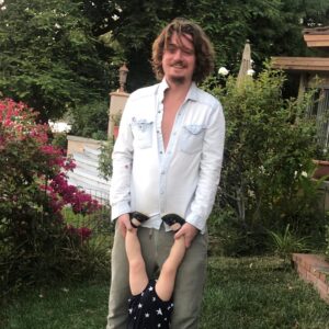 Amaryllis Fox Instagram - Nothing explodes my heart quite like watching you two together. Happy dada’s day, my love. Can’t wait to do it all over again in August! 🙌🌟✨🥰🐾❤️