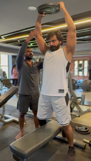 Ambati Arjun Instagram - Training Session with my Darling Brother @ambati_arjun 
.
.
.
#ambatiarjun #arjunambati #arjunambatiofficial #venkatmadamala #rc16 #venkatfitness #venkatfitnesstrainer #venkatfitnessgym #sixpackvenkat 
#fitnesstrainer #fitnesscoach #telugufitness #sixpacktrainer #hyderabad #hyderabadgyms
