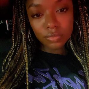 Amber Reign Smith Instagram - If you get offended it is what it is bih I’m from Atlanta so I got a slick mouth 🤭 

Braiding Hair x @officialdarlingusa 
Braids x @hairbymiing 

#TheMillenniumTour #StateFarmArena #Atlanta #Atl #Concert #DateNight #Birthday #Scorpio #Fendi #Braids #black #blackgirlmagic #photodump