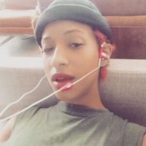 Amelia Hammer Harris Instagram - Made up this lil public service announcement on the spot but i think its actually kinda fire low key and it sums up my FeELiNgZ pretty well 👍🏽🤠 scroll and listen to all three 🤠👍🏽