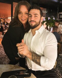 Actress Amélie B. Simard HD Instagram Photos and Wallpapers February 2024