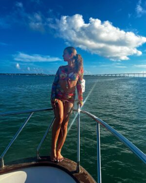 Amélie Chamberland Instagram - 