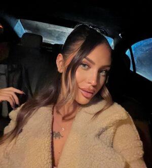 Amélie Chamberland Instagram - 