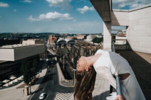 Amelie Pokorná Instagram - muj instagram je z poloviny zaplnenej fotkama od @misha.photo , ale ja je mam tolik rada! 
•loni v lete. •🤍
