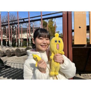Ami Tomite Instagram - お知らせ🍌❤️

テレビ東京 ドラマ『#ブラックガールズトーク 』第6話に、〝相談女〟久壽米木渚 役で出演しまーす！！！🐱❤️

自分の恋人には絶対近づけたくない特級呪物みたいなやばい女を楽しく演じさせていただきました🐰❤️

3月11日(月)夜11:16〜放送です！！！
ぜひ、ご覧ください❤️❤️❤️

#ブラックガールズトーク #テレビ東京 #テレ東 #ナナナ #🍌 #握りつぶし