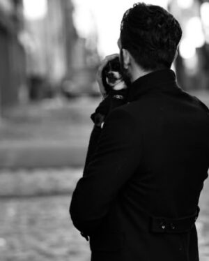 Amir Arison Instagram - #ChangeAPetsLifeDay 
#rescuedogsofinstagram #AdoptDontShop
#Almost7Years #ReinaTheRescue

📸: the great @ogata_photo