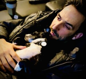 Amir Arison Instagram - "There's nothing cuter than a puppy, but there is nothing sweeter than saving a life." -Lee Asher #NatioanlRescueDogDay @theasherhouse 
#ReinaTheRescue #AdoptDontShop