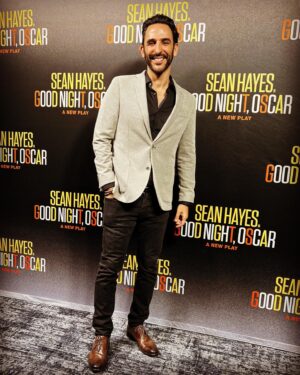 Amir Arison Instagram - Acting Professional. 
Best time @goodnightoscar Opening night.  Saw so many old pals and new ones.  The show is must see!  I wanna see it again just to catch all the jokes I missed cuz i was still laughing at the previous joke. @seanhayes is a tornado of talent... again must see, congrats to all involved 🙌🏼
📸 Tricia Arnold. Bruce Gilkas. LaChanze. Jackie. Selfies.