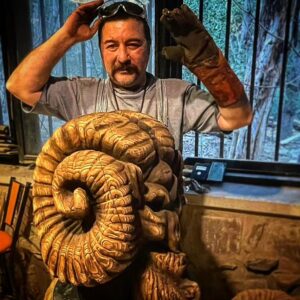 Amir Hossein Seddigh Instagram - #art 
#artwork 
#sculptor 
#wood 
#ram 
#amirhoseinsedigh
@amirhoseinsedigh.art