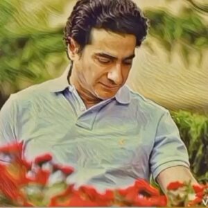 Amirhossein Rostami Instagram - دوستان اقوام و هموطنان زیادی در سال جدید دیگه کنار ما نیستن،جاشون سبز 
امید که سال جدید بینظیر باشه برای هممون
تبریک ویژه به کادر درمان کشور 
با تمام وجود قدردان زحمات بی ادعا و منت شما کادر درمان مظلوم(خیلی مظلوم)هستیم. سلامت باشیدو دلتون شاد.
سال نو مبارک
#صدسال_به_این_سالها