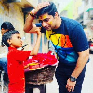 Amit Mishra Instagram - Aap Sabhi ko Shree Krishna Janmotsav ki Hardik Shubhkamnayen 🙂🙏🏻
#JaiShreeKrishna #RaadheRaadhe #AmitMishra #Mathura #shreebaankebiharilaal #janmotsav #janmashtami