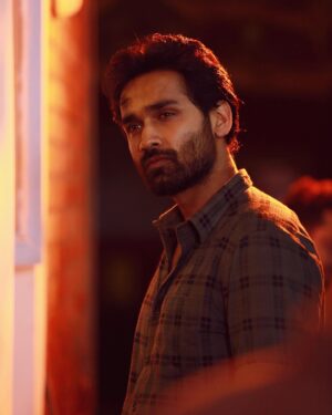 Amitash Pradhan Instagram - One winter evening… :) 

#shooting #workmode #tamilcinema