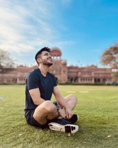 Actor Amol Parashar HD Instagram Photos and Wallpapers April 2024