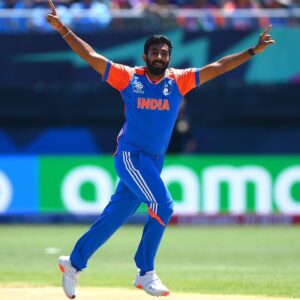 Amol Parashar Instagram - Babas, you are beautiful ❤️

👆☝️🕺🥃
#T20WorldCup #India #Champions