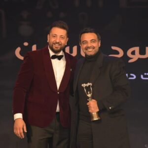 Amr Mahmoud Yassin Instagram - والله يا محمود مكنتش اتخيل بيوم ان انا وانت نتكرم في  احتفالية  واحدة .. ربنا معاك يا حيييي والف مبروك..❤ و طبعا كمان كنت مبسوط  بوجود صديقتي واختي دنيا عبدالعزيز في المقعد المجاور ليا بالصدفه  ومبروك ليكي انتي كمان يا دودو ❤
#وشوشة #الافضل #٢٠٢١