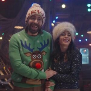 Amrita Acharia Instagram - Freezing fun this winter with the most ridiculous script (in the best way possible). Superb to be back in Norway this last month 🇳🇴 
@xyzfilms  thank you for having me on board 🎄