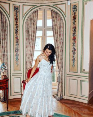 Amrita Acharia Instagram - Old school glam @theritzlondon with @needleandthreadlondon ‘s glittering creations 🫶🏽👀
