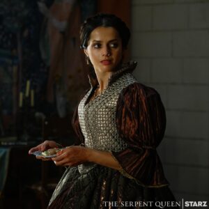 Amrita Acharia Instagram - Halfway through @serpentqueenstarz 👑
it only gets nastier in the best possible way 🐍 
Available to watch on @starz 
#theserpentqueen