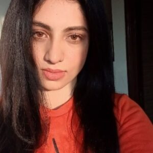 Amrita Dasgupta Instagram - Because we love being natural and authentic and thanks mom and dad for great Bengali genes ❤️