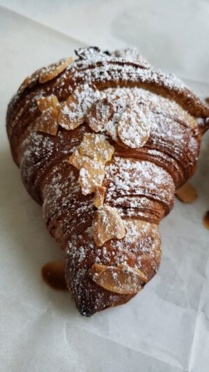 Amy Bouzaglo Instagram - #almondcroissant